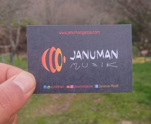 Recuerda presentar en puerta el "BONO-DANCE" que entregué en la anterior sesión. Por cada 6️⃣ sesiones a las que asistas durante este año, tendrás la séptima que tú elijas GRATIS.
Volveré a repartir bonos esta sesión para l@s bailonguers que no vinisteis.
Y ten presente también que si tu cumpleaños coincide con el fin de semana de la sesión y te vienes a bailarlo con nosotros, También TIENES LA SESIÓN DE REGALO🎁.